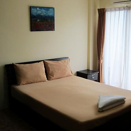 Samal Guesthouse Pattaya Εξωτερικό φωτογραφία