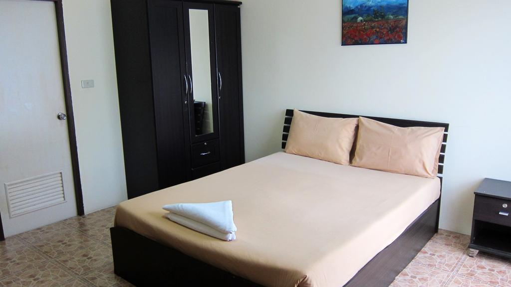 Samal Guesthouse Pattaya Εξωτερικό φωτογραφία
