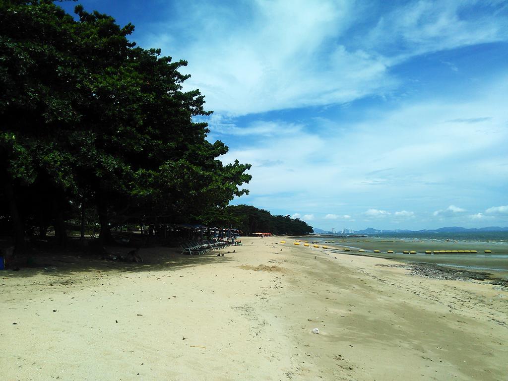Samal Guesthouse Pattaya Εξωτερικό φωτογραφία