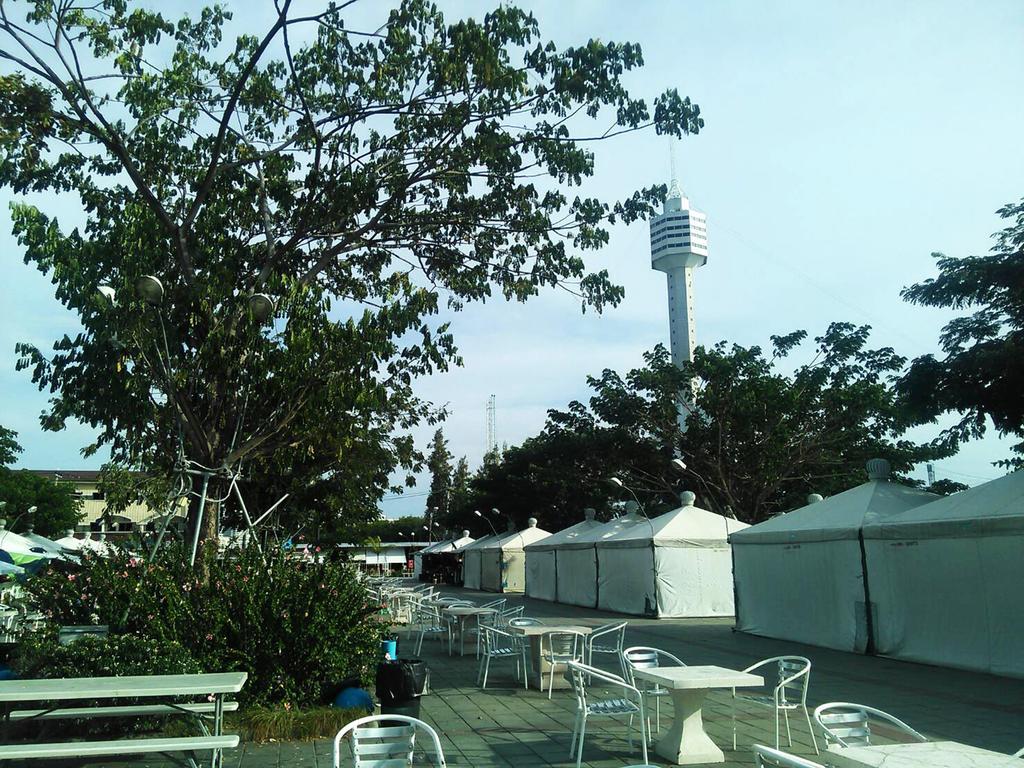 Samal Guesthouse Pattaya Εξωτερικό φωτογραφία